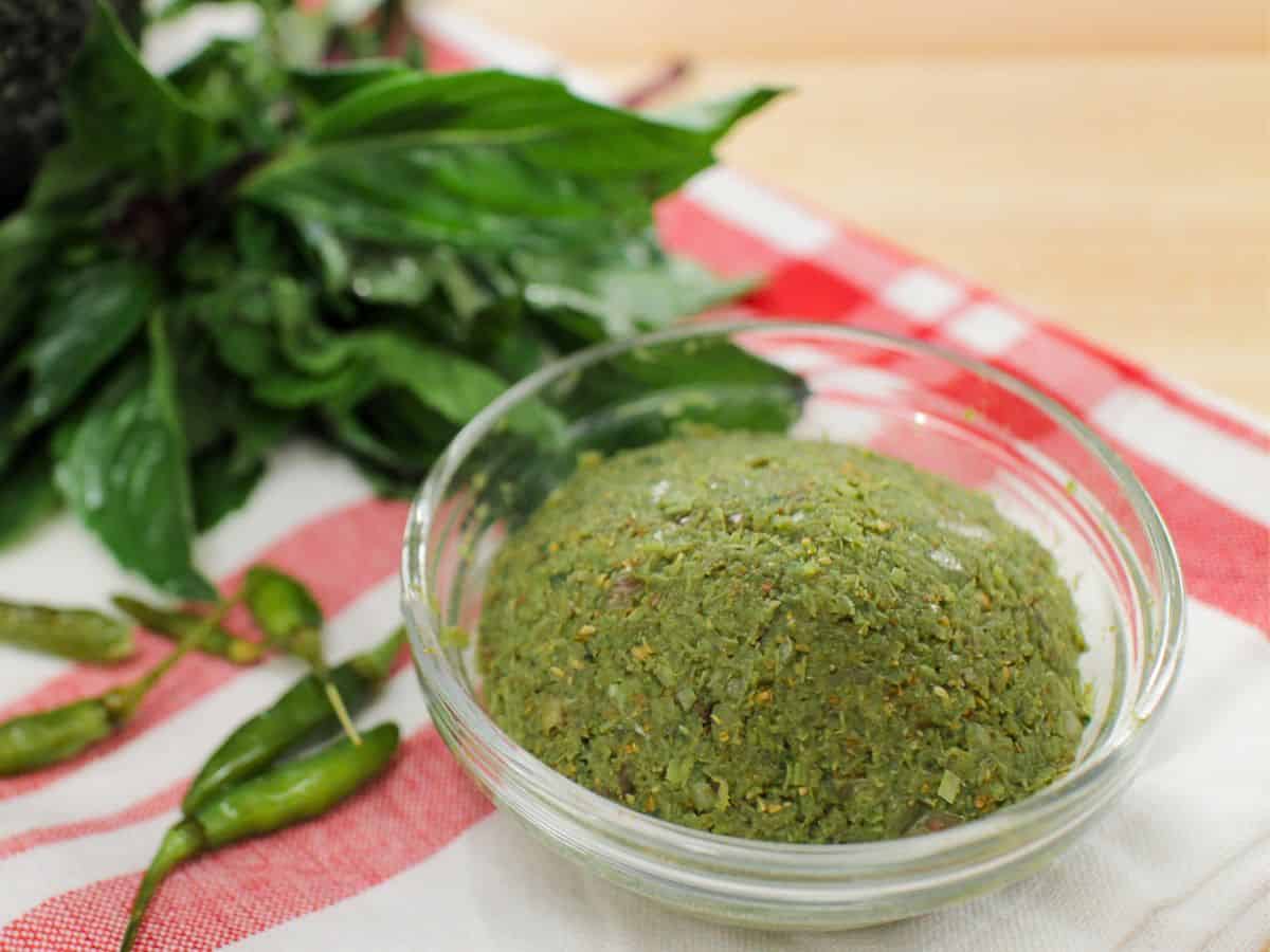 green-curry-paste-blog